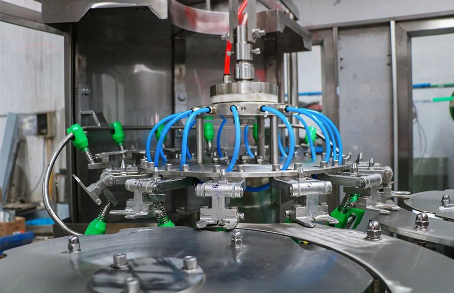 آلة ملء المياه