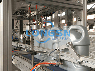 آلة اختبار التسرب