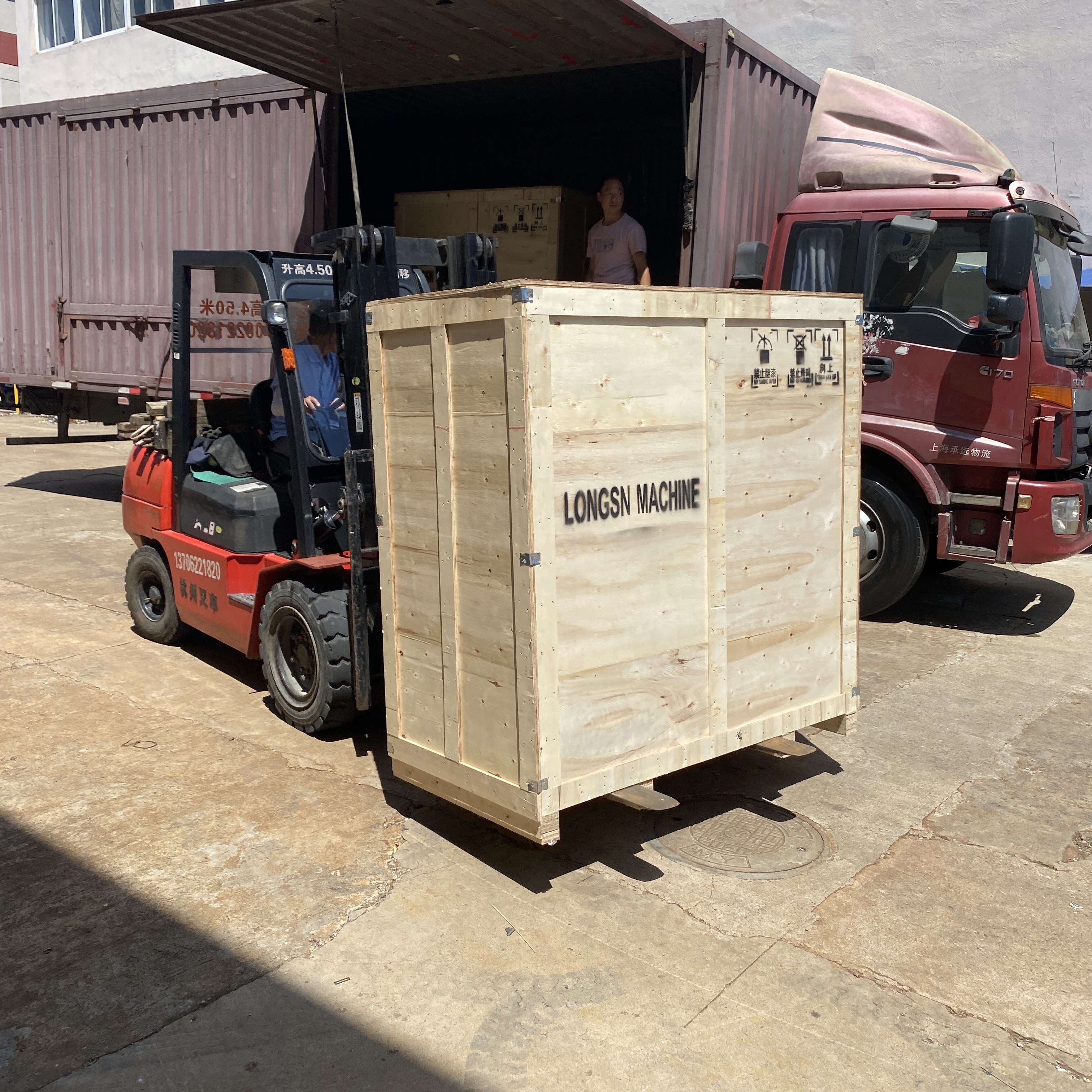 آلة قطع رقبة الزجاجة