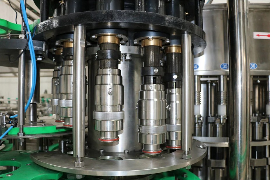 آلة ملء المياه