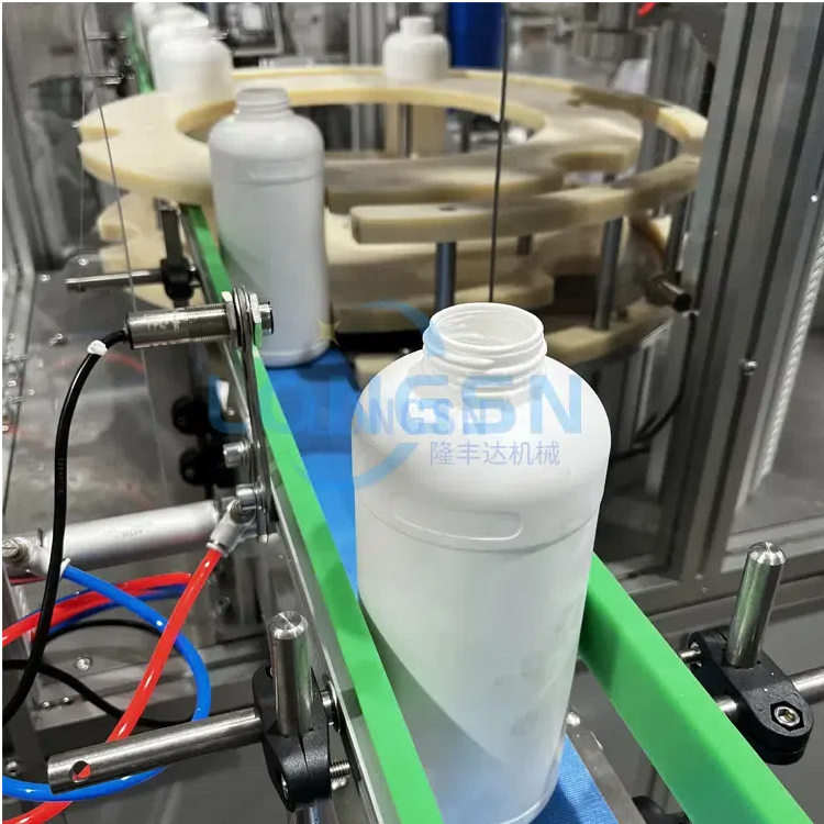 آلة قطع رقبة الزجاجة