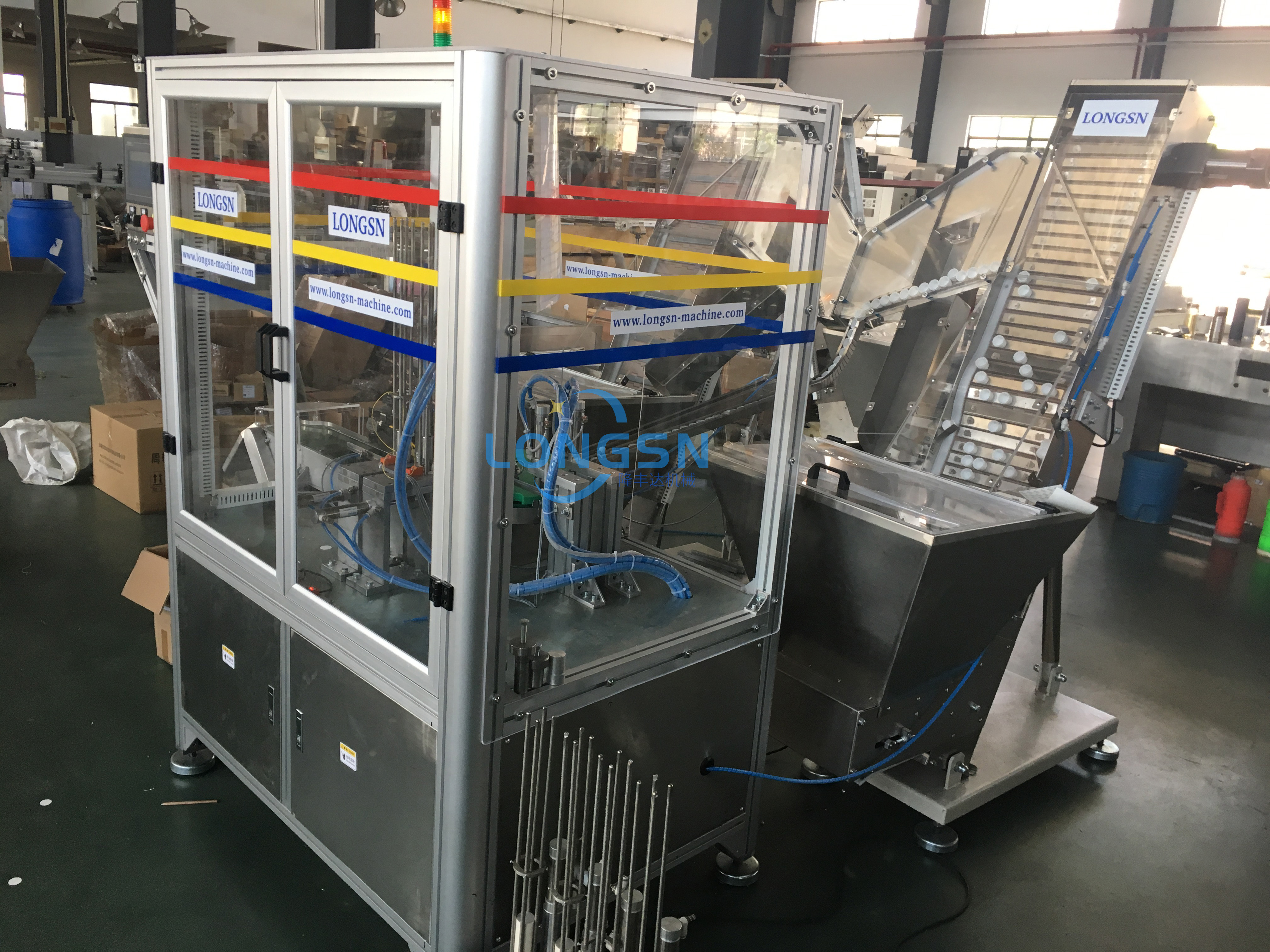 آلة إدخال بطانة CAP