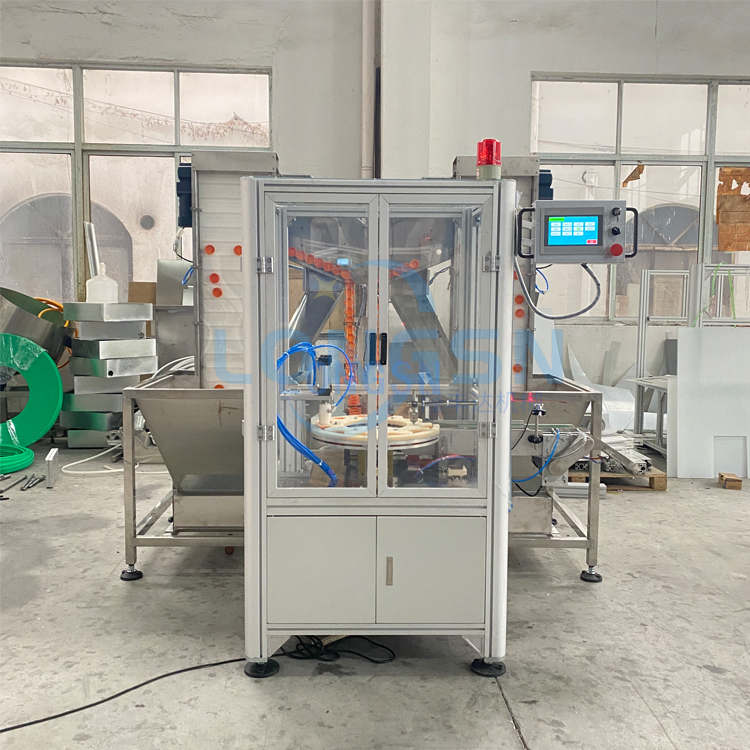 آلية تجميع الغطاء البلاستيكي